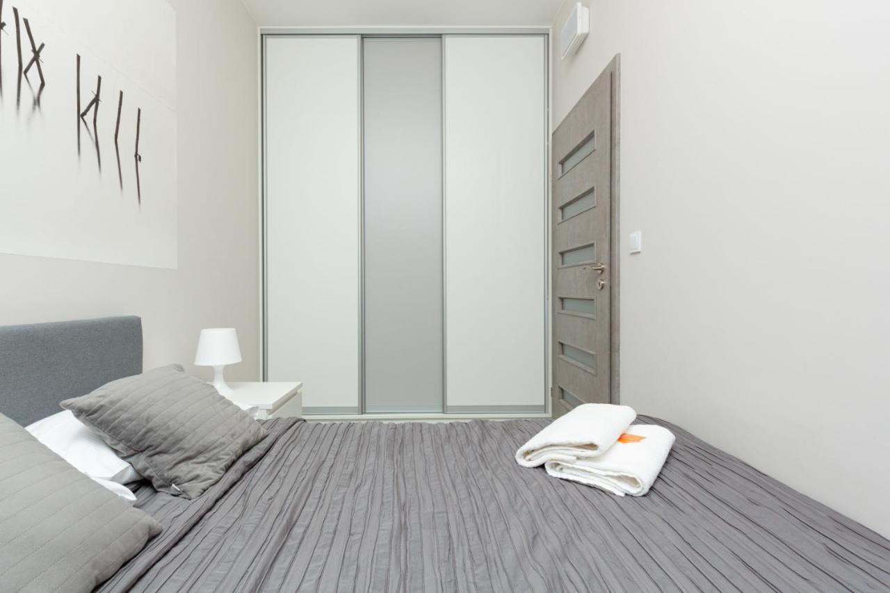 Business Center Apartments Warsaw Wola By Noclegi Renters Varsóvia Exterior foto